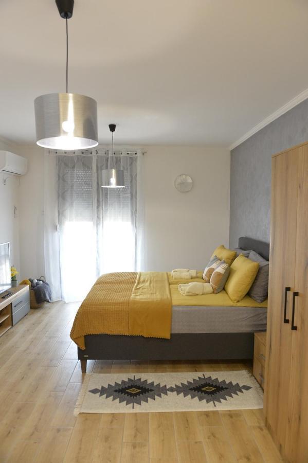 Apartman Liliom 苏博蒂察 外观 照片